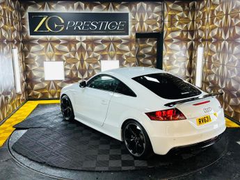 Audi TT 2.0 TFSI Black Edition S Tronic quattro Euro 5 (s/s) 3dr