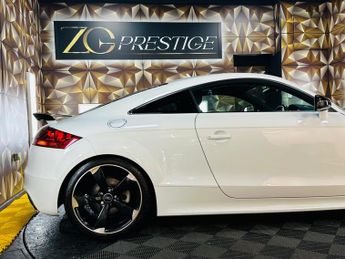 Audi TT 2.0 TFSI Black Edition S Tronic quattro Euro 5 (s/s) 3dr