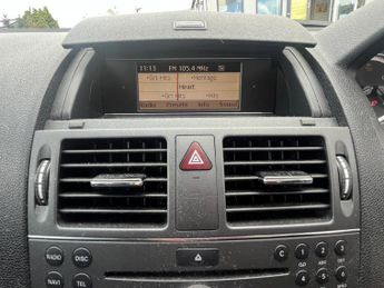 Mercedes-Benz C Class 1.8 C180 BlueEfficiency SE Auto Euro 5 4dr