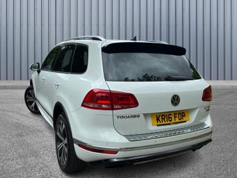 Volkswagen Touareg 3.0 TDI V6 BlueMotion Tech R-Line Tiptronic 4WD Euro 6 (s/s) 5dr