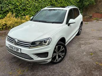 Volkswagen Touareg 3.0 TDI V6 BlueMotion Tech R-Line Tiptronic 4WD Euro 6 (s/s) 5dr