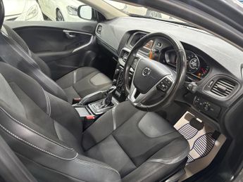 Volvo V40 1.5 T2 GPF Momentum Auto Euro 6 (s/s) 5dr