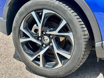 Toyota C-HR 1.8 VVT-h Dynamic CVT Euro 6 (s/s) 5dr