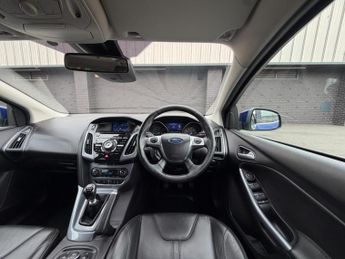 Ford Focus 1.6 TDCi Titanium X Euro 5 (s/s) 5dr