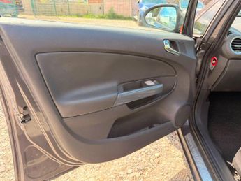 Vauxhall Corsa 1.4 16V SE Auto Euro 5 5dr