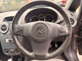 Vauxhall Corsa 1.4 16V SE Auto Euro 5 5dr