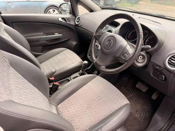 Vauxhall Corsa 1.4 16V SE Auto Euro 5 5dr