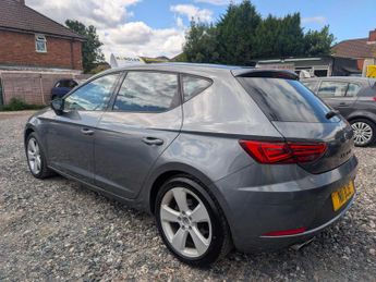 SEAT Leon 2.0 TDI FR Technology DSG Euro 6 (s/s) 5dr