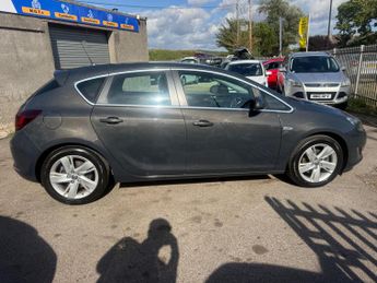 Vauxhall Astra 2.0 CDTi ecoFLEX SRi Euro 5 (s/s) 5dr