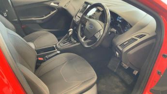 Ford Focus 1.0T EcoBoost ST-Line Auto Euro 6 (s/s) 5dr