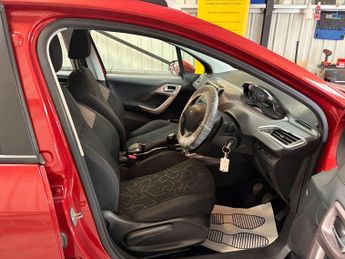 Peugeot 2008 1.2 VTi PureTech Active Euro 5 5dr