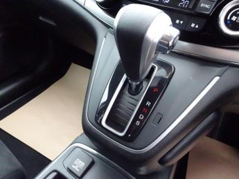 Honda CR-V 2.0 i-VTEC SE Plus Navi Auto 4WD Euro 6 5dr