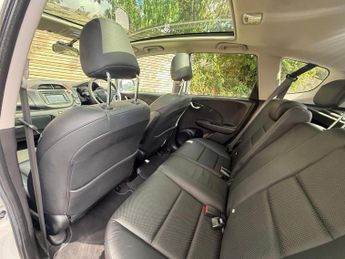 HONDA JAZZ 1.4 i-VTEC EXL Hatchback 5dr Petrol CVT Euro 5 (99 ps) 12 MONTHS
