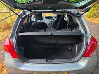 Toyota Yaris 1.33 Dual VVT-i SR Euro 4 (s/s) 5dr