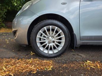 Toyota Yaris 1.33 Dual VVT-i SR Euro 4 (s/s) 5dr