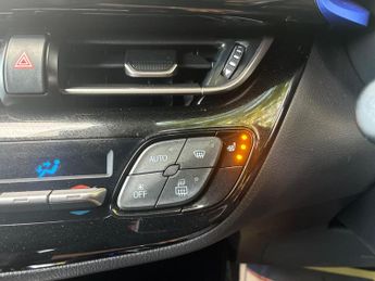 Toyota C-HR 1.8 VVT-h Dynamic CVT Euro 6 (s/s) 5dr