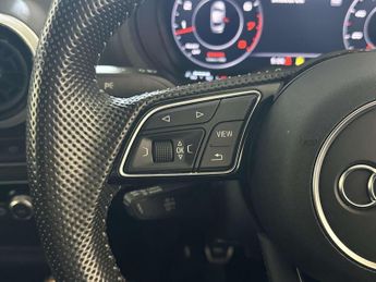 Audi A3 1.5 TFSI CoD 35 Black Edition Saloon 4dr Petrol Manual Euro 6 (s