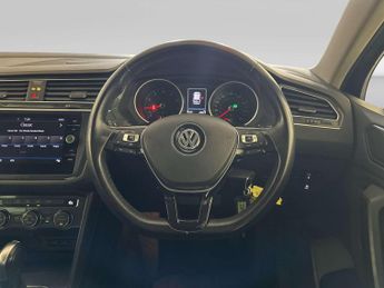 Volkswagen Tiguan 1.5 TSI EVO Match SUV 5dr Petrol DSG Euro 6 (s/s) (150 ps)