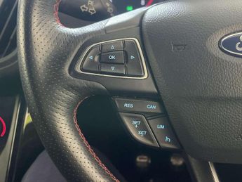 Ford Kuga 1.5T EcoBoost GPF ST-Line SUV 5dr Petrol Manual Euro 6 (s/s) (15