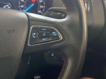 Ford Kuga 1.5T EcoBoost GPF ST-Line SUV 5dr Petrol Manual Euro 6 (s/s) (15