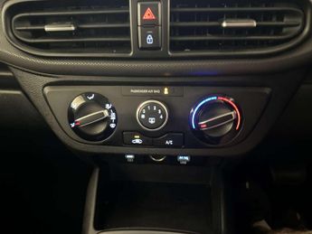 Hyundai i10 1.0 Advance Hatchback 5dr Petrol Auto Euro 6 (s/s) (63 ps)