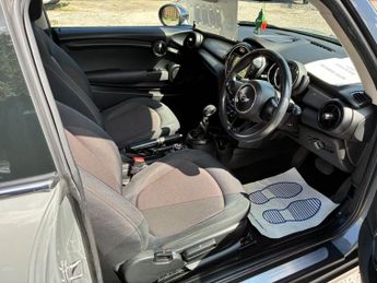 MINI Hatch 1.5 Cooper D Auto Euro 6 (s/s) 3dr