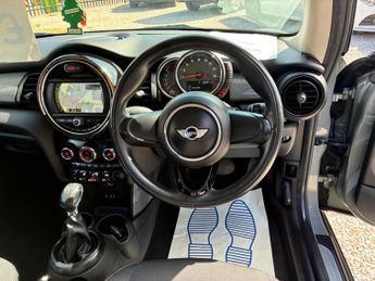 MINI Hatch 1.5 Cooper D Auto Euro 6 (s/s) 3dr