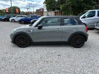 MINI Hatch 1.5 Cooper D Auto Euro 6 (s/s) 3dr