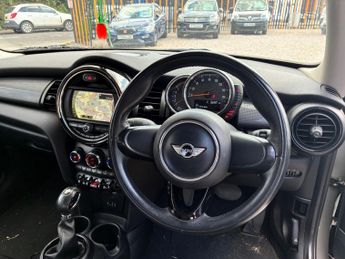 MINI Hatch 1.5 Cooper D Auto Euro 6 (s/s) 3dr