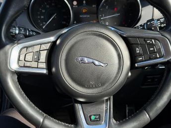 Jaguar F-PACE 2.0 D180 R-Sport Auto AWD Euro 6 (s/s) 5dr