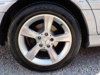 Mercedes-Benz C Class 1.8 C180 Kompressor Avantgarde SE 4dr