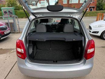 Skoda Fabia 1.6 16V 2 Tiptronic 5dr
