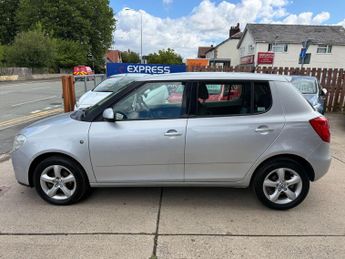Skoda Fabia 1.6 16V 2 Tiptronic 5dr