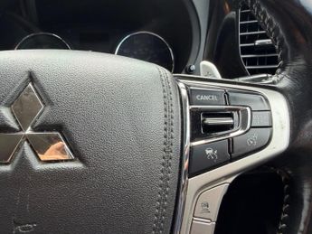 Mitsubishi Outlander 2.0h 12kWh 4hs CVT 4WD Euro 6 (s/s) 5dr