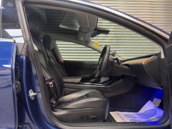 Tesla Model 3 (Dual Motor) Performance Auto 4WDE 4dr (Performance Upgrade)