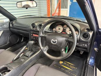 Mazda MX-5 1.8 2dr