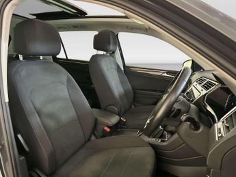 Volkswagen Tiguan 1.5 TSI Elegance SUV 5dr Petrol DSG Euro 6 (s/s) (150 ps)