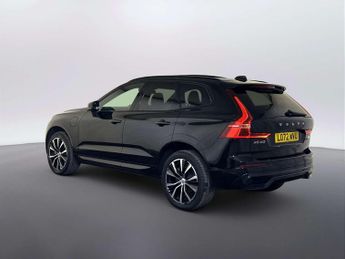 Volvo XC60 2.0h T8 Recharge 18.8kWh Ultimate Dark SUV 5dr Petrol Plug-in Hy