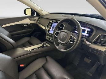 Volvo XC90 2.0h T8 Recharge 18.8kWh Plus SUV 5dr Petrol Plug-in Hybrid Auto