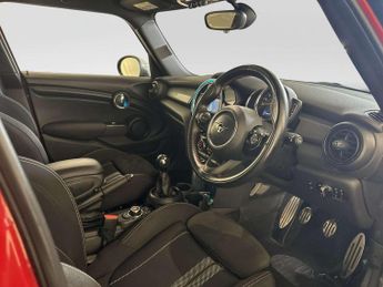MINI Hatch 1.5 Cooper Sport Hatchback 5dr Petrol Manual Euro 6 (s/s) (136 p