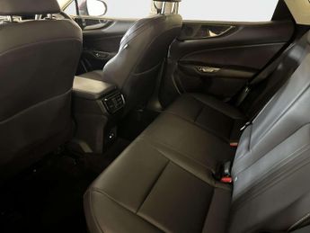 Lexus NX 2.5 350h SUV 5dr Petrol Hybrid E-CVT 4WD Euro 6 (s/s) (245 ps)