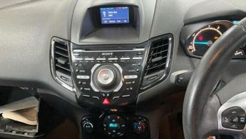 Ford Fiesta 1.6 Titanium Powershift Euro 5 5dr