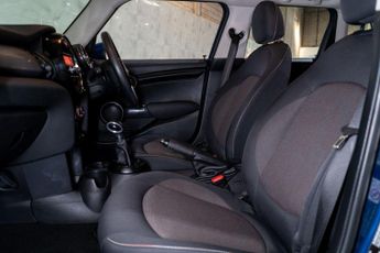 MINI Hatch 1.5 Cooper Auto Euro 6 (s/s) 5dr