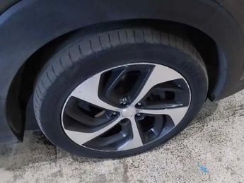 Hyundai TUCSON 2.0 CRDi Premium Auto 4WD Euro 6 5dr