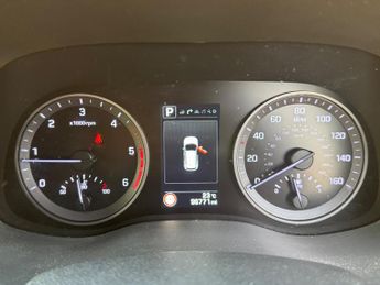 Hyundai TUCSON 2.0 CRDi Premium Auto 4WD Euro 6 5dr