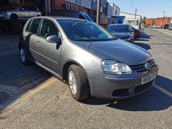 Volkswagen Golf 1.6 FSI Match 5dr