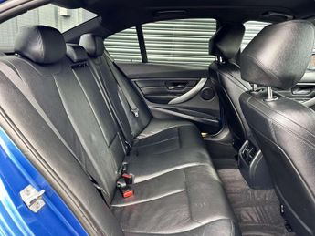 BMW 3 SERIES 2.0 320d M Sport Auto 4dr