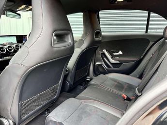 Mercedes-Benz A-CLASS 1.3 A 180 AMG Line Executive Auto 5dr