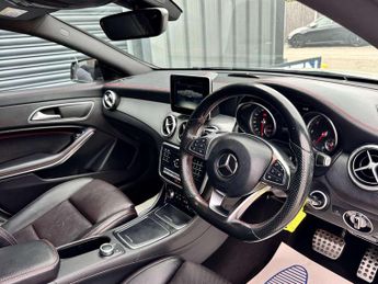 Mercedes-Benz CLA 2.1 CLA220d AMG Line Coupe 7G-DCT Euro 6 (s/s) 4dr
