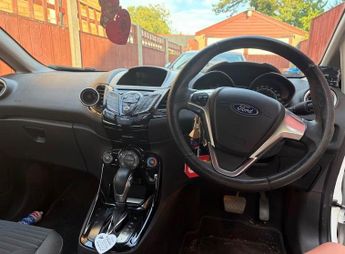 Ford Fiesta 1.6 Zetec Powershift Euro 6 5dr